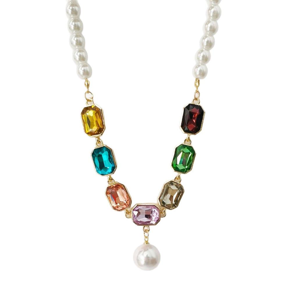 French Retro Colored Glass Pearl Clavicle Necklace