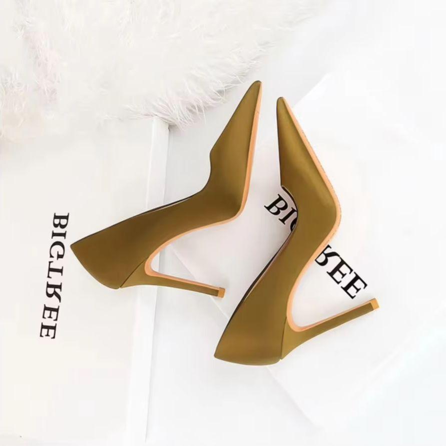 Fashion Large Size 43 Pointed Shoes Woman Pumps Professional OL High Heels Office Shoes Silks Satins Women Heels Stilettos Ladies Shoes