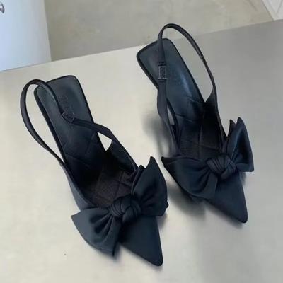 2024 Damen Sommer Neu Elegant Schleife Designer Sandalen PU Leder Sexy Spitze Zehenpartie Partykleid Damen High Heels Große Größe