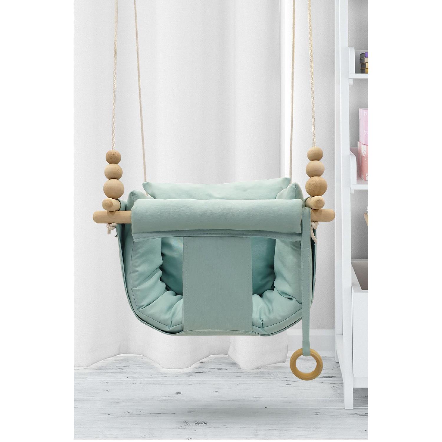 

Mint Dream Swing