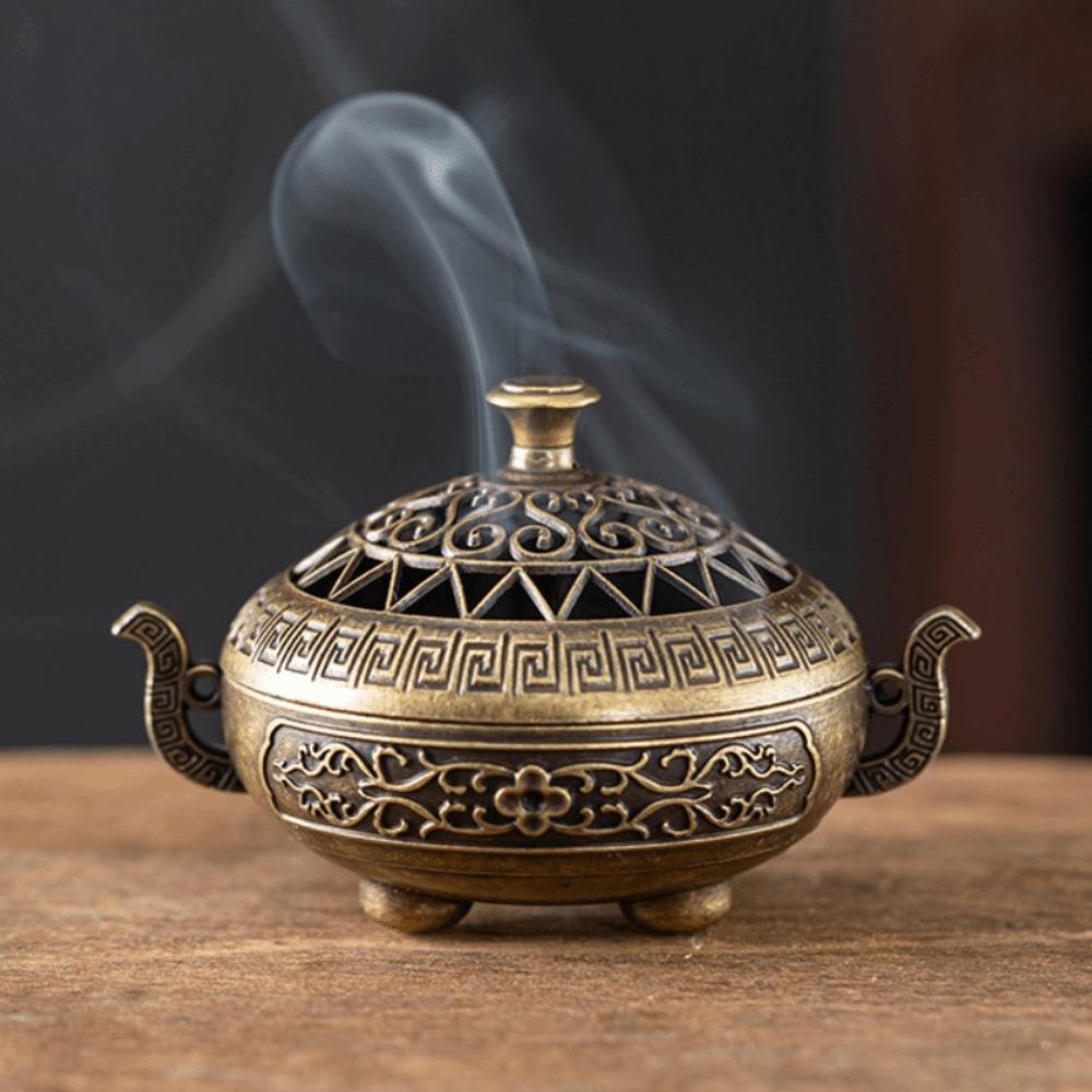 Retro Brass Material Incense Burner Metal Construction New Chinese Style Aromatherapy Holder Xiangyun Incense Holder Gift