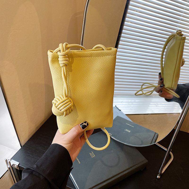 

Crossbody small bag girls new summer green mini walking texture niche mobile phone bag жёлтый