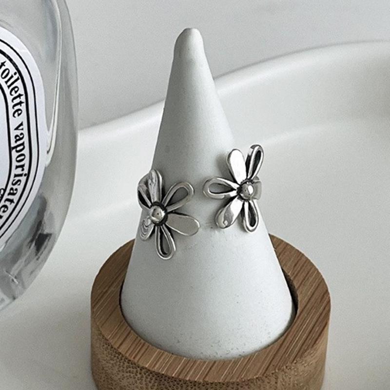 Y2K Vintage Flower Bowknot Open Ring for Women Metal Style Hollow Petals Silver Color Trendy Finger Accessories Fashion Jewelry