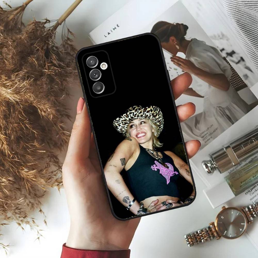 

Чехол для телефона Miley C-Cyrus для Samsung S24,23,22,30,21,10,9,Ultra,Plus,Lite,FE,5G Черный Мягкий Чехол Samsung S23ULTRA5G