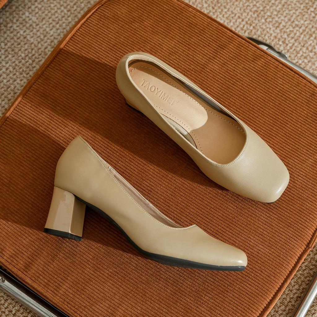 Leather square head low-heeled single shoes female spring autumn new Korean version fairy style professional commuting French thick-heeled high heels