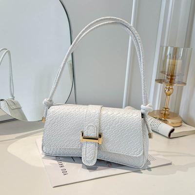 Small BagTrend-forward Crossbody Bag, Single-shoulder Bag Under The Arm, Fashion Bag In The Shape of A Baguette.