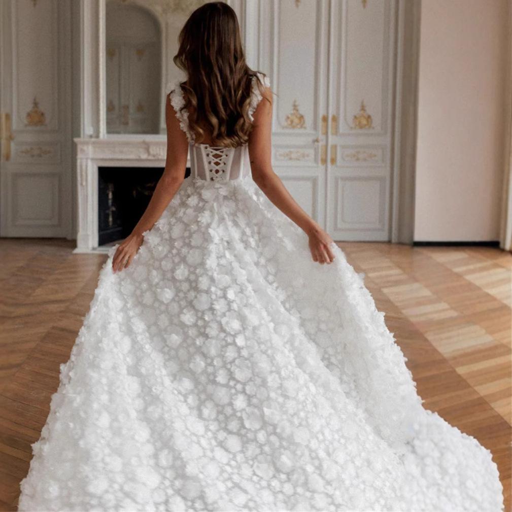 White Three-dimensional Flower Lace-up Ball Dress 1011 New Elegant High Split Sexy Sleeveless Light Wedding Dress