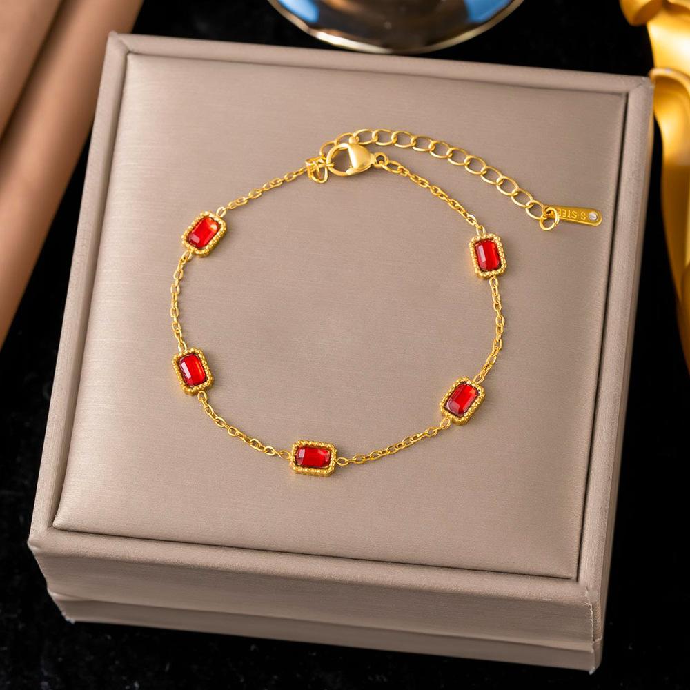 French Titanium Steel Heart Choker Necklace And Bracelet Set Sweet Peach Heart Tassel Design Women Jewelry