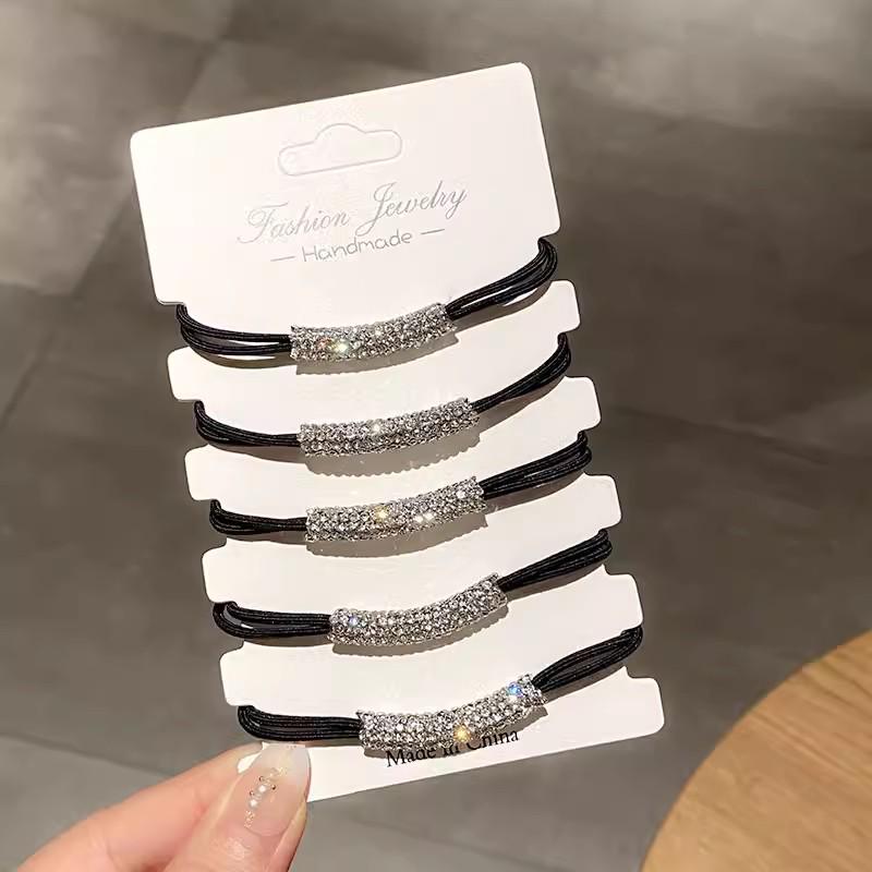 

Высокоэластичная бриллиантовая резинка для волос в хвост - Элегантный дизайн 2023