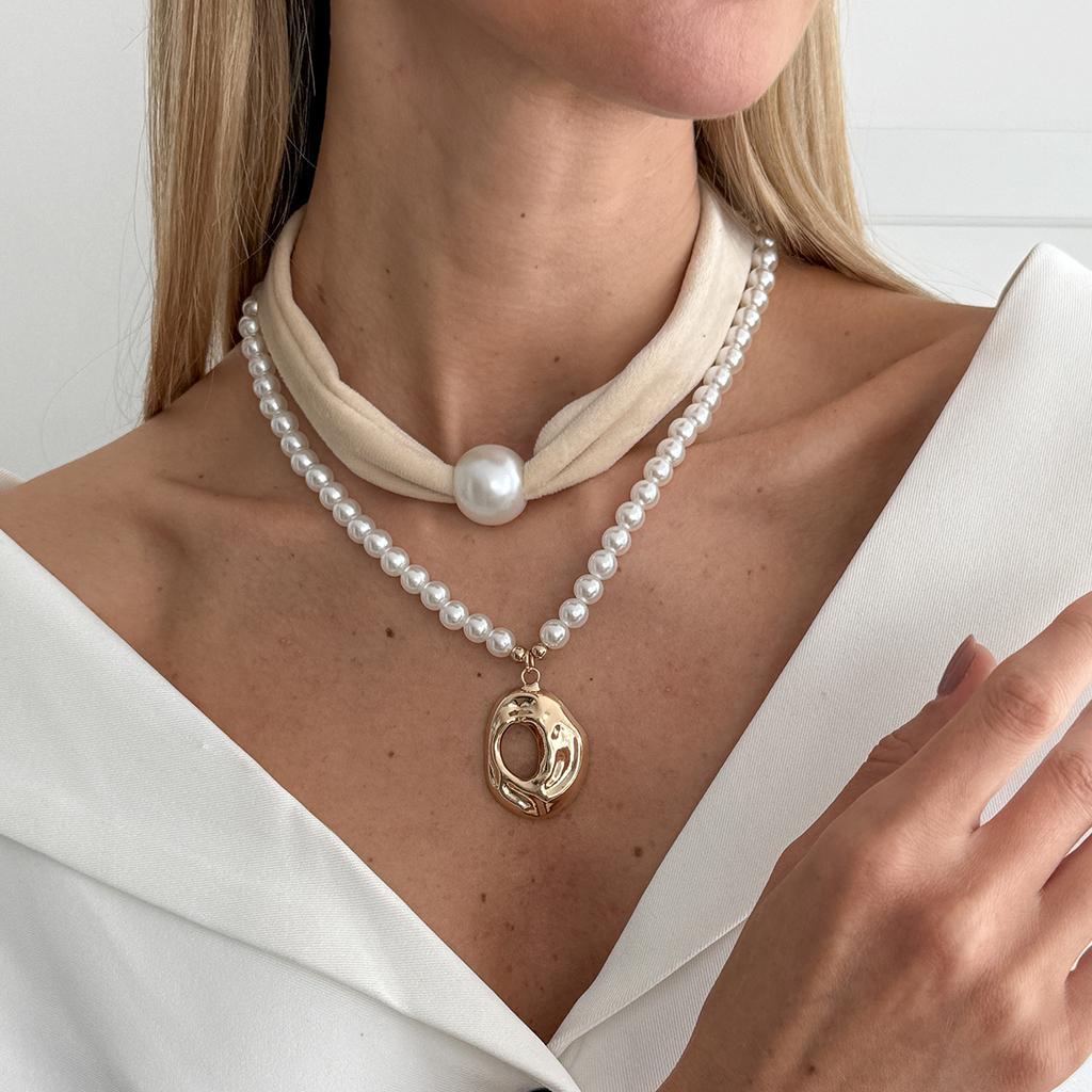 Vintage Leopard Print Flannel Imitation Pearl Stacked Necklace, Geometric Liquid Metal Pendant Collarbone Necklace