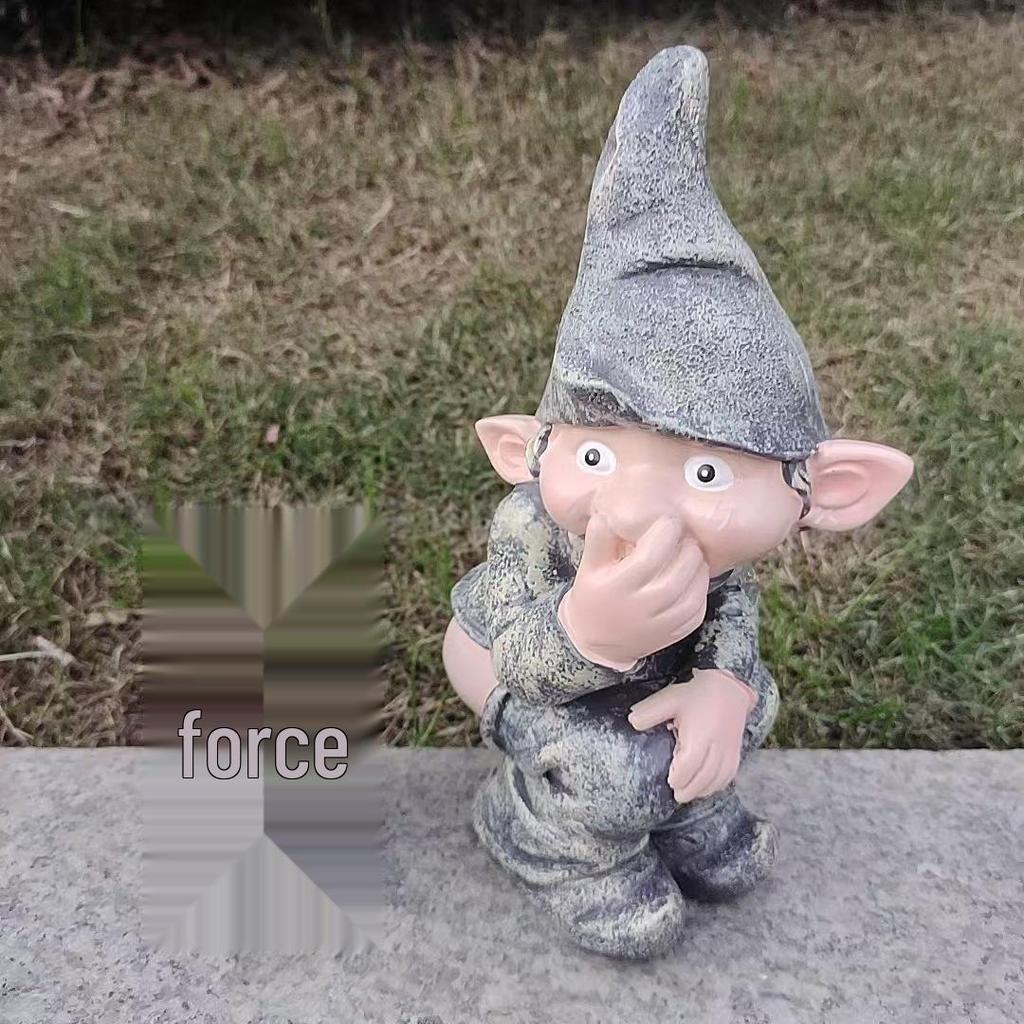 Garden Ornaments: Little Elves Pooping Christmas Resin Crafts