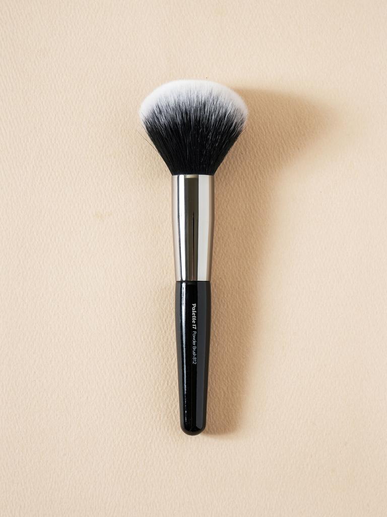 Palette 17 Soft Powder Makeup Brush