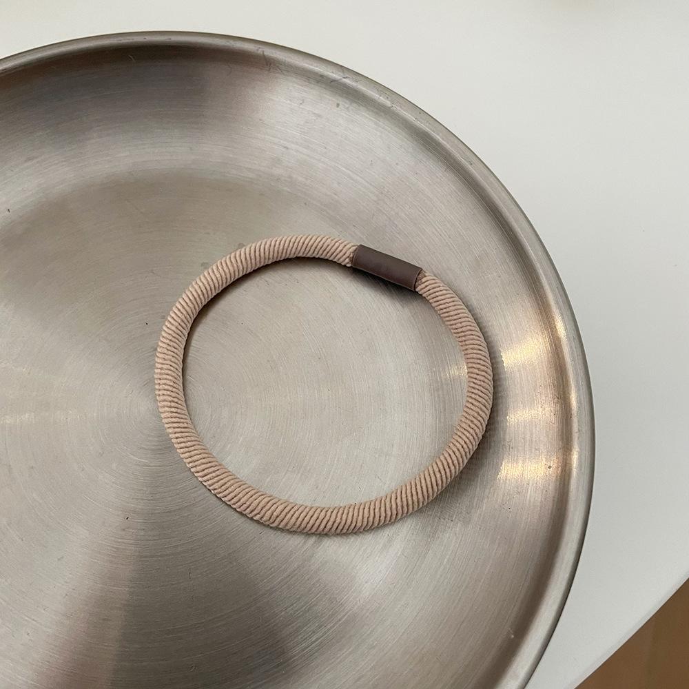 

Универсальные для завязывания волос в хвосты, пучки, петли для волос, резинки для волос и эластичные ленты бежевый