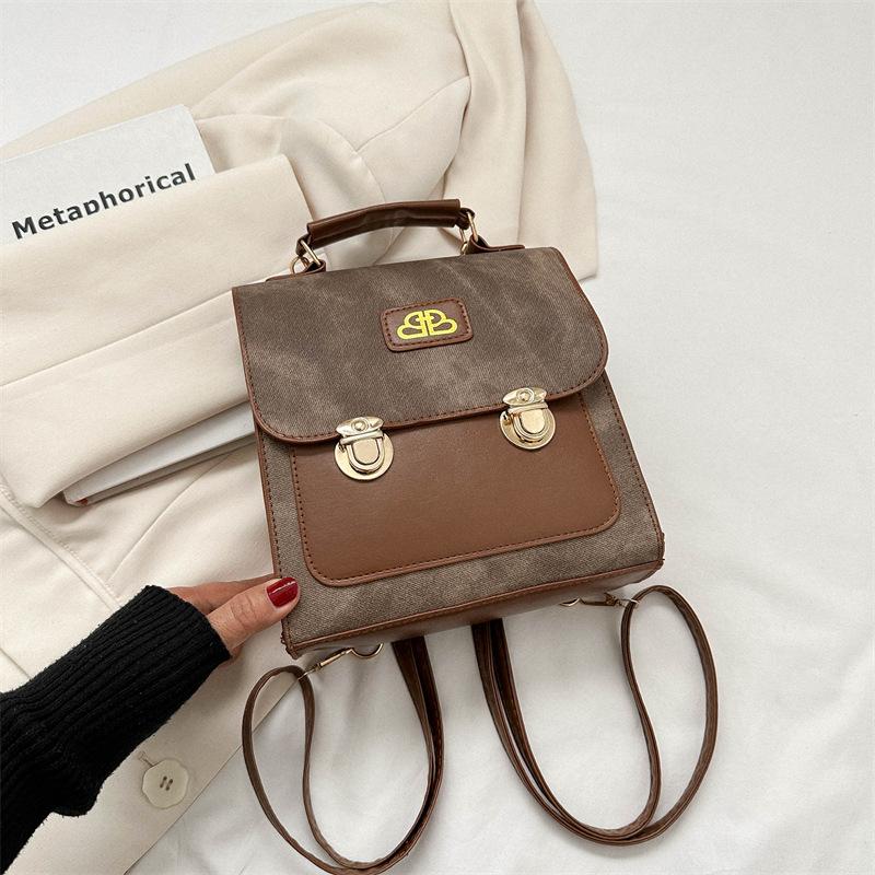 

Casual student schoolbag women s 2024 new Korean version of foreign style travel backpack niche trend women s backpack