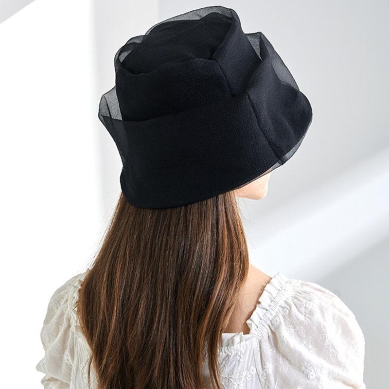 Printemps nouveau fil de lin plissé chapeau de pêcheur à bassin design de niche pare-soleil crème solaire montre petit visage à la mode polyvalent