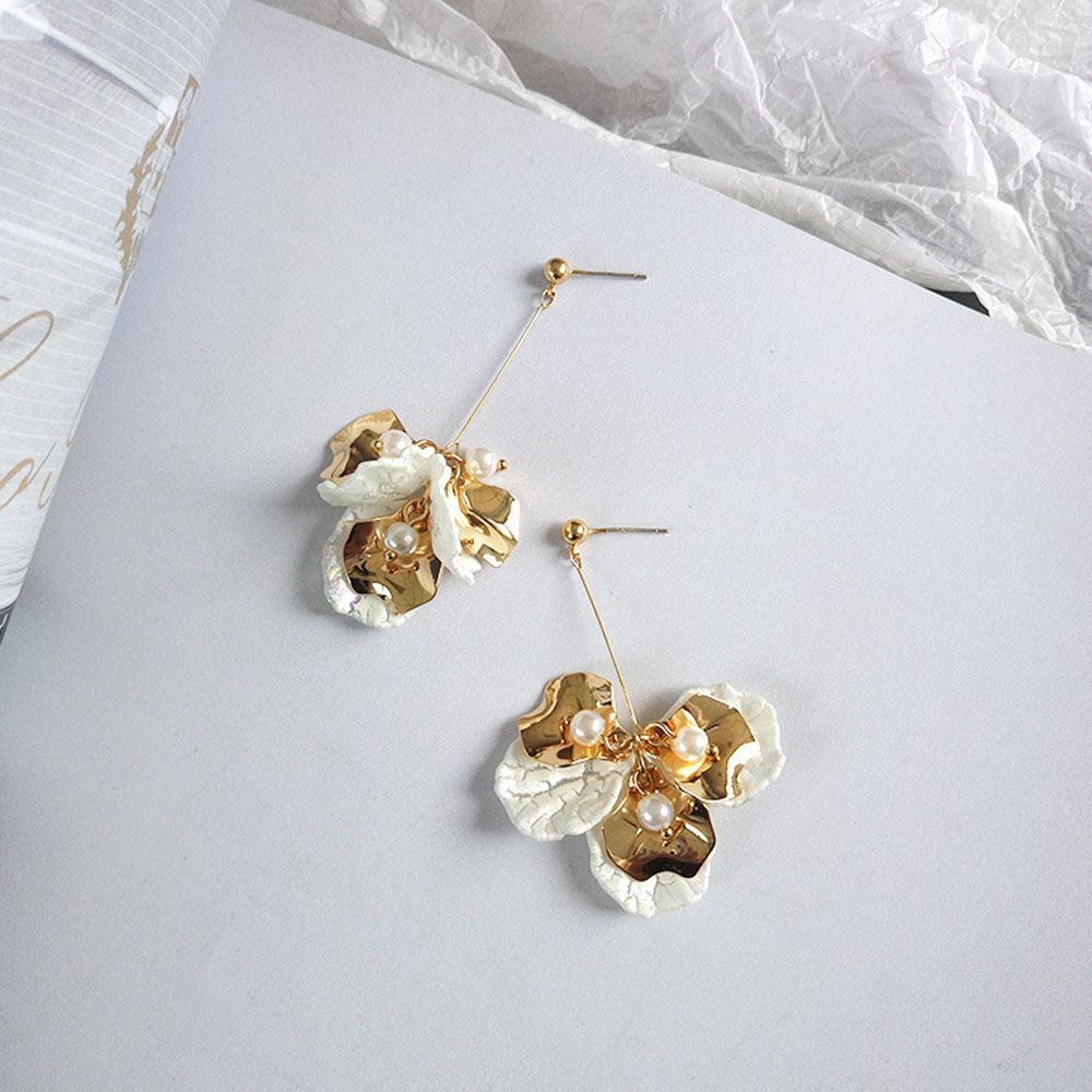 Elegant Trendy Korean Hanging Petals Flower Stud Earrings Dangle Earrings Drop Earrings Jewelry