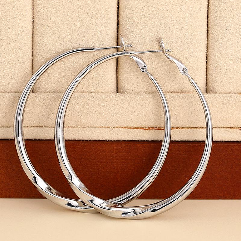 

Huitan Simple Elegant Women Big Hoop Earrings Curve Design Trendy Party Daily Versatile Metal Accessories Wedding Lady Zircon