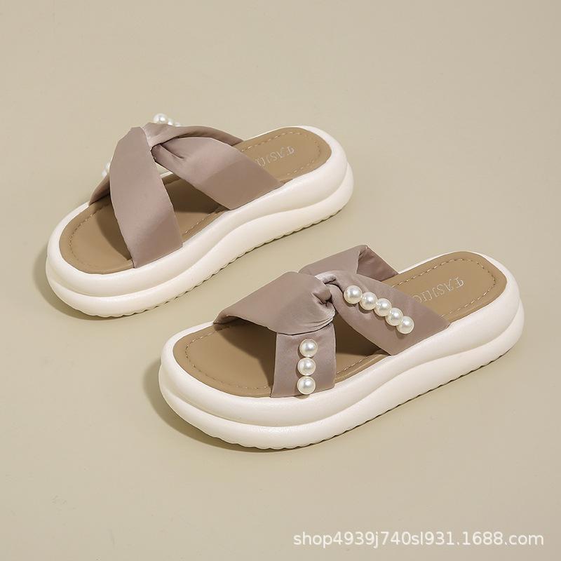 Dicke Sohle Feenstil Hausschuhe Damen Outdoor 2025 Sommer neu Koreanische Version Mode Perle Muffin Cool Hausschuhe Damen Tide