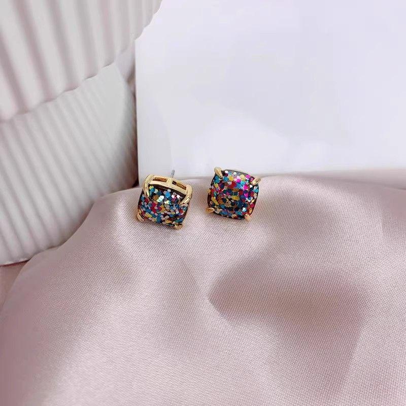 

Interest Light Luxury Special Discount New Fashion Elegant Elegance Classy Sequin Glaze and Colours Daisy Bee Exquisite and Versatile Stud Earrings Square Colorful Sequin