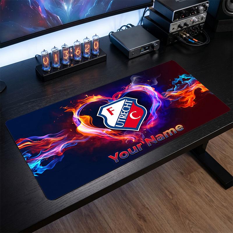 FC Utrecht Individuelles großes Mauspadd, Personalisierter Textdruck mit Namen, Fußballlogo Rutschfeste Schreibtischmatte Gaming-Geschenk