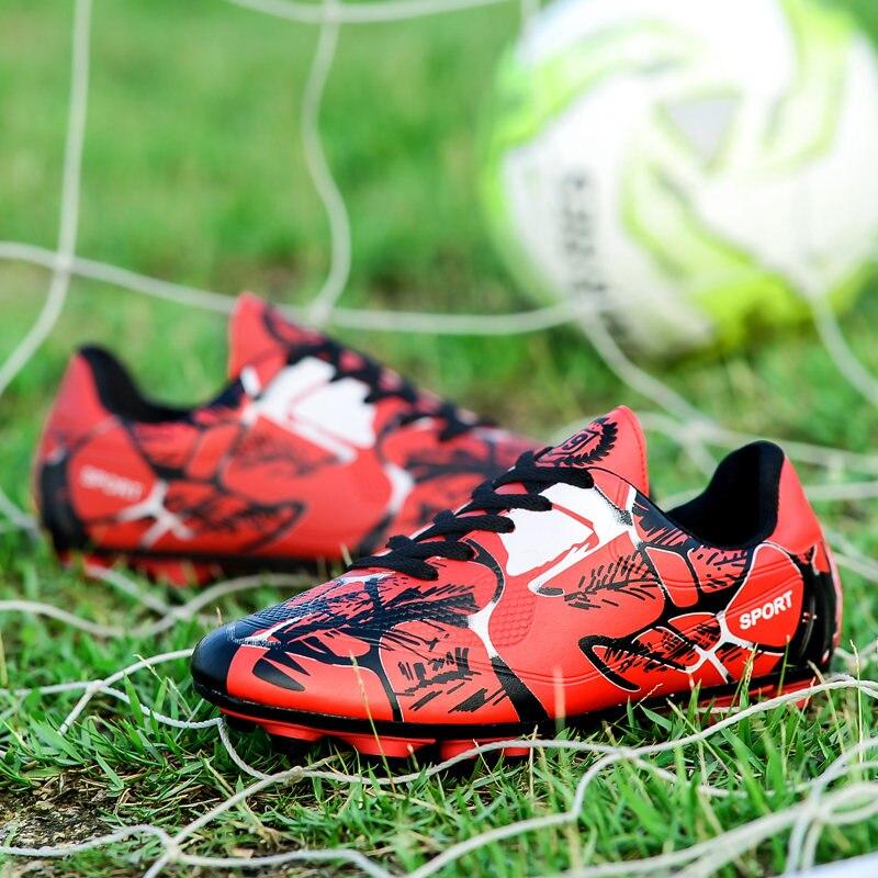 Fashion Green Men Soccer Cleats Boys Football Shoes Antiskid Low Ankle Soccer Shoes Men Outdoor Sport Sneakers Chaussure Soccer