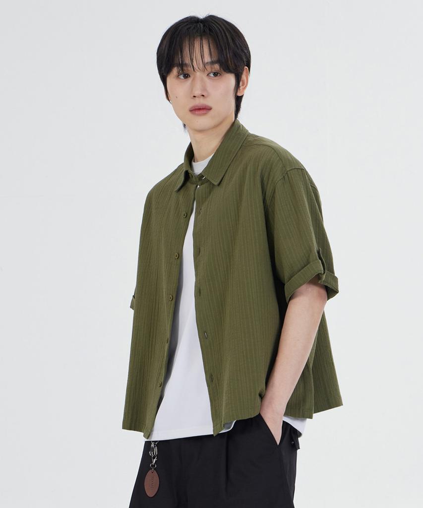 GLW [Unisex] Rolled-Up Seersucker Crop Shirt Khaki