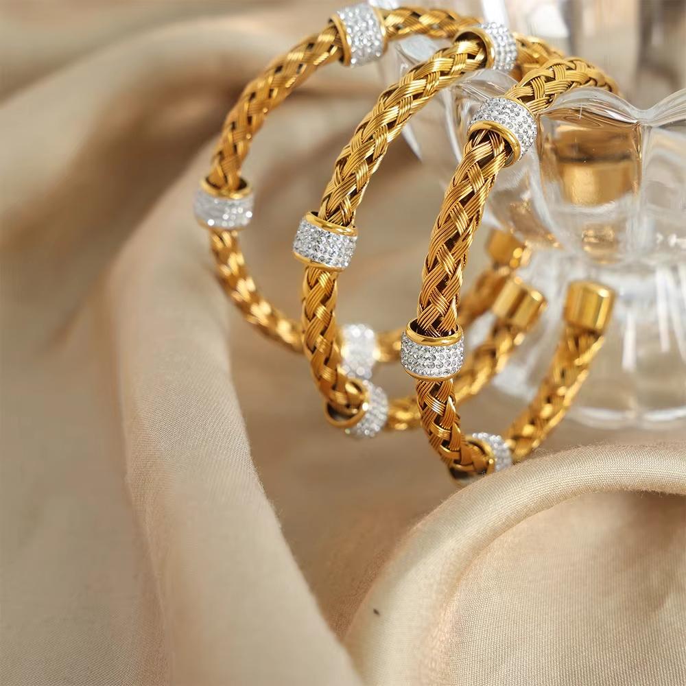 Fashion Women's Stainless Steel Bracelet 18K Gold Plated Hollow Woven Open Bangle Fashion Statement Jewelry
