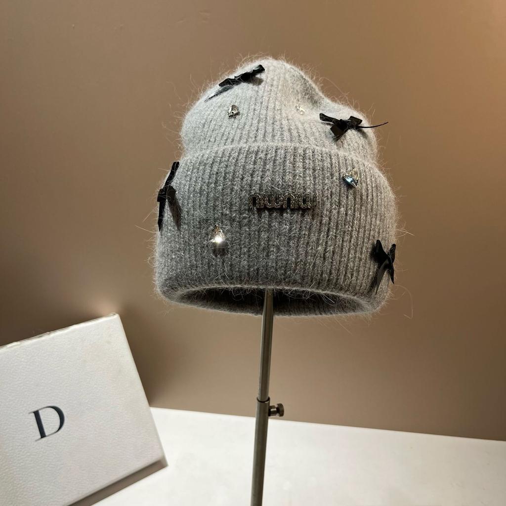High-end Knitted Hat with Bowknot Fashionable and Warm Earflap Beanie for Women