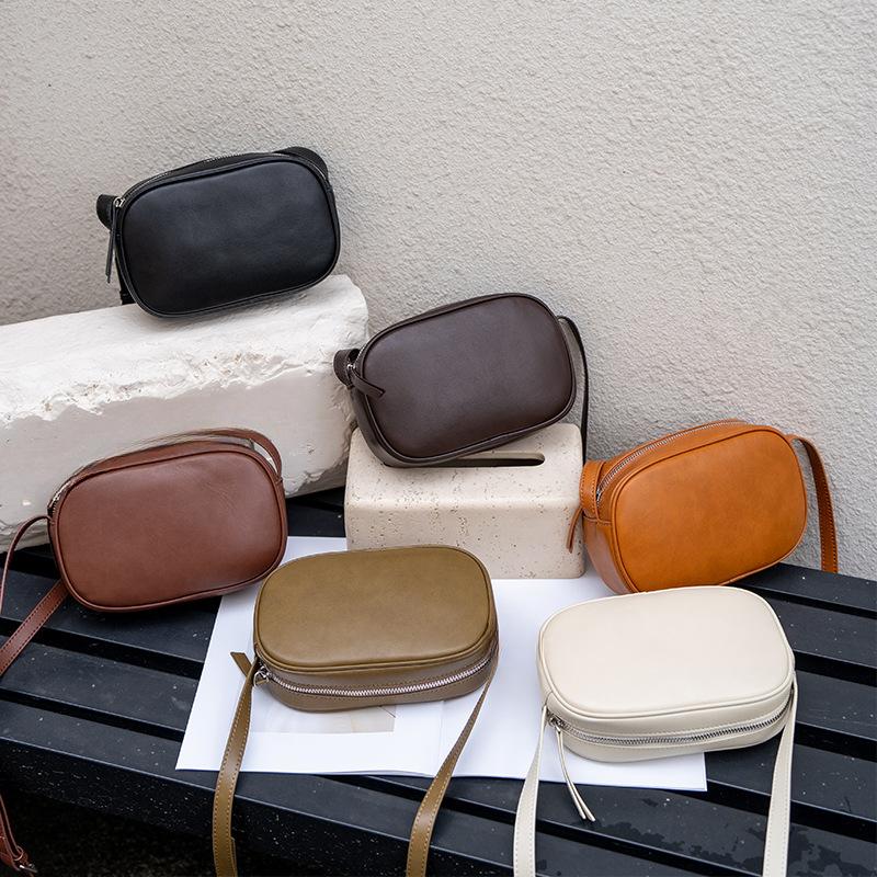 Women's Vegetable tanned Cowhide Bag Versatile Mobile Phone Bag New Simple Versatile Shoulder Bag Niche Design Crossbody Bag