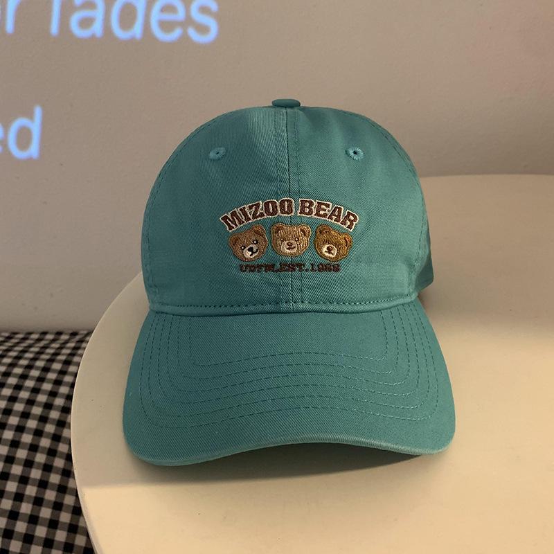

Кепка з м’яким верхом із вишивкою «Ведмідь» Дитяча весняно-літня мила личка з відтінками Маленька студентська пара Бейсболка з вигнутими полями Adjustable зелений