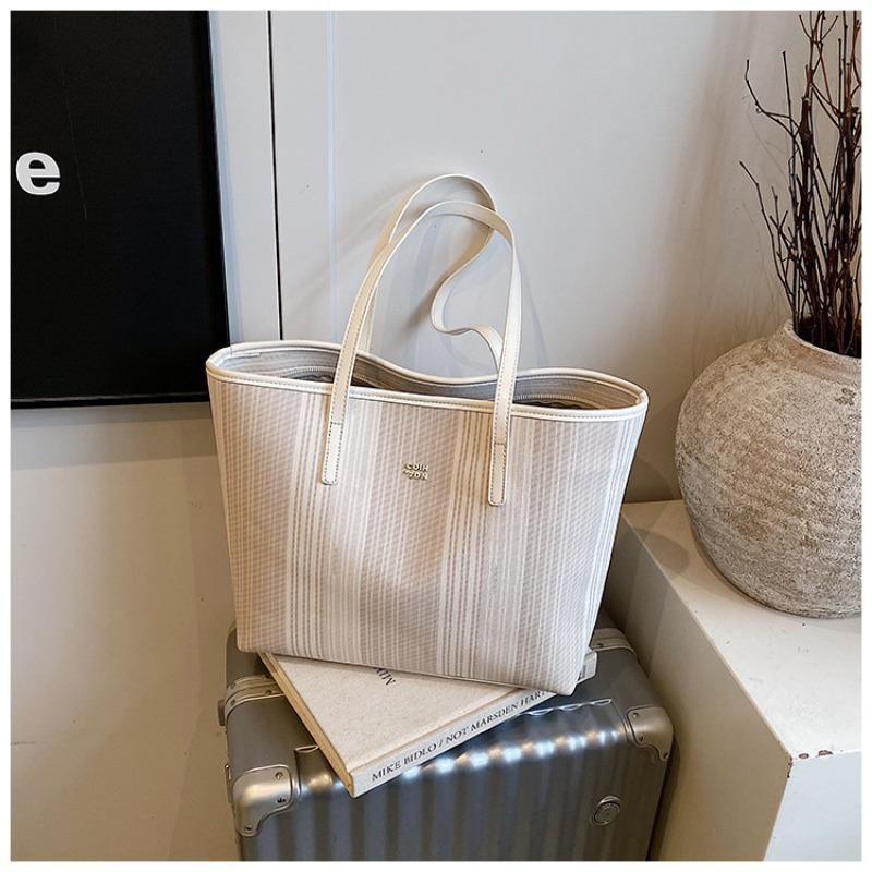 

Niche shoulder bag summer new fresh thin commuter large capacity vacation beach bag leisure