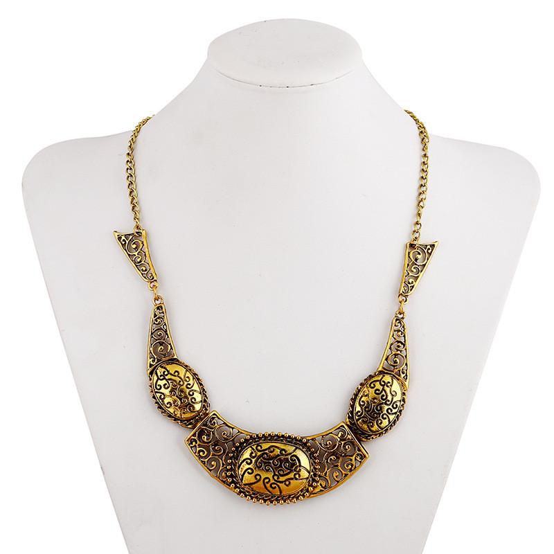Vintage Alloy Moon Pendant Necklace With Geometric Design For Nightclub Fashion And Gift