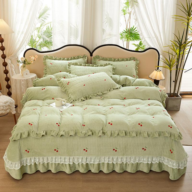 Thickened Milk Fleece Four-Piece High Gram Weight Embroidered Quilting Bed Cover Kit Lace Single Quilt Cover