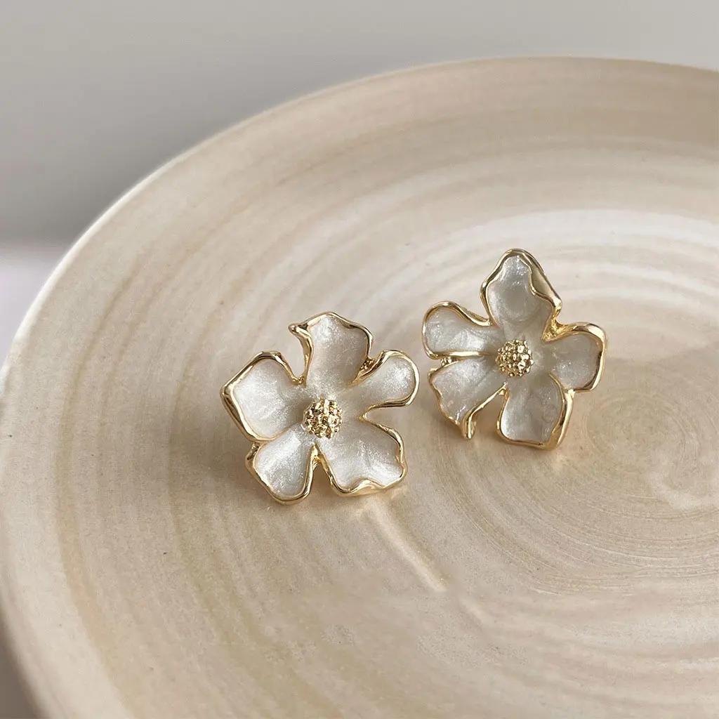 

Big White Green Flower Earrings for Women Girls Geometric Oil Drop Earring Accessories Holiday Party Gift Fashion Jewelry e2191