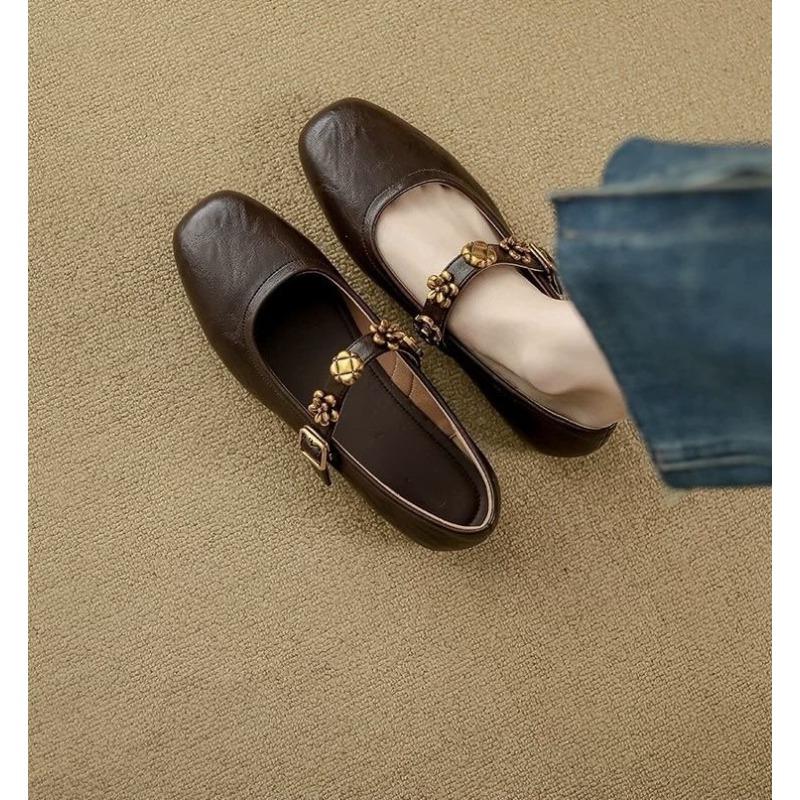 

Huge good-looking, beautiful, not tired, single shoes for women s autumn new soft leather Mary Jane flats 40 темно-коричневого
