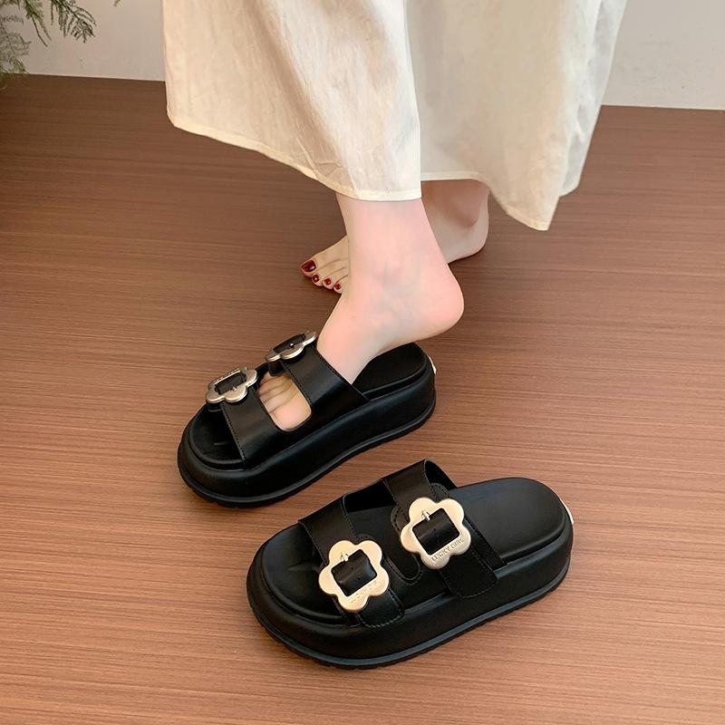 Muffin platform casual retro slippers women's shoes summer 2025 new double-breasted metal buckle fashion slippers