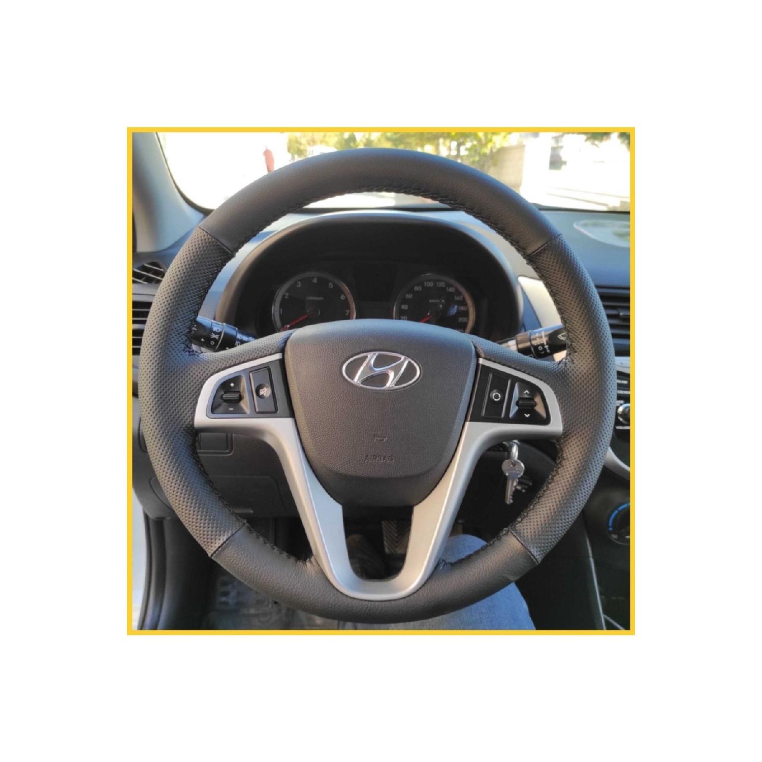 

Синий кожаный чехол на руль Hyundai Accent, совместимый с конкретным автомобилем