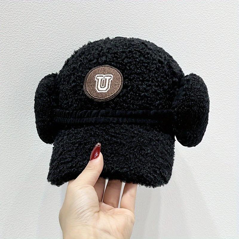 New Style Unisex Baseball Cap for Winter, Thickened And Warm with Ear Protection, Versatile Embroidered U Letter Plush Flat Cap.