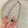 Light Luxury and High Grade Black Peach Heart Collar Chain for Spicy Girls with A Cold and Elegant Style, Exquisite and Niche Necklace