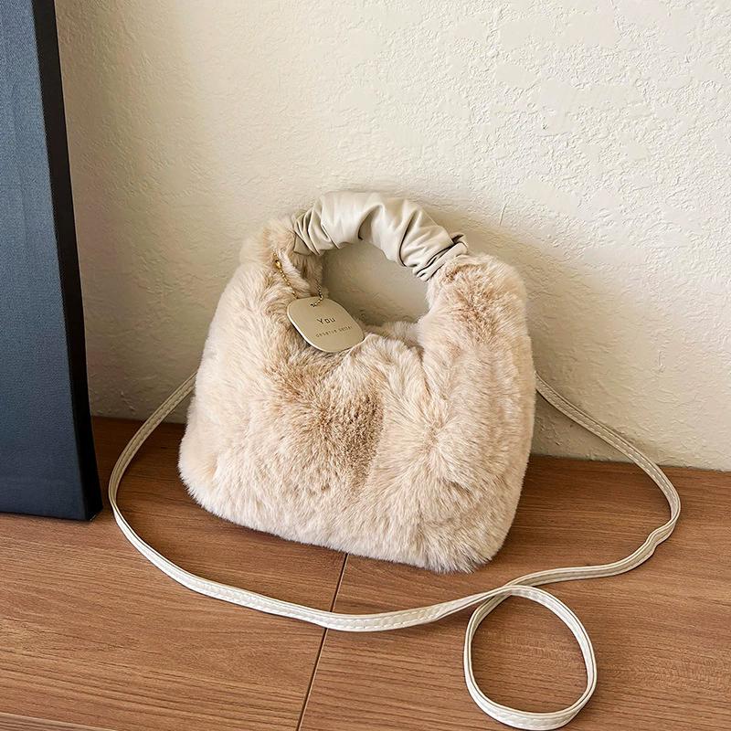 Luxury Designer Winter Plush Shoulder Bag for Women Soft Ladies Clutch Purse Cute Fashi Party Underarm Handbag