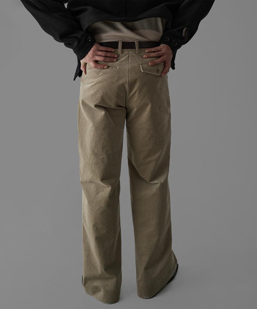 Baulopeulodeogteu Semi-Flare Corduroy Pants [Beige]