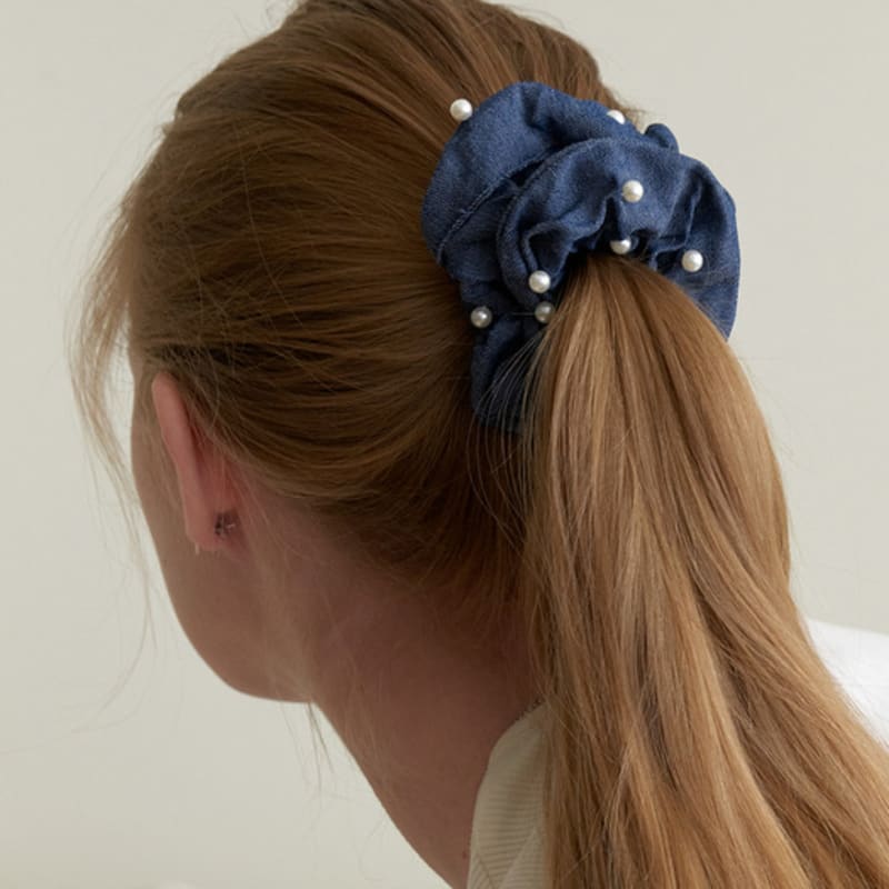 Primaute Denim pearl Scrunchie