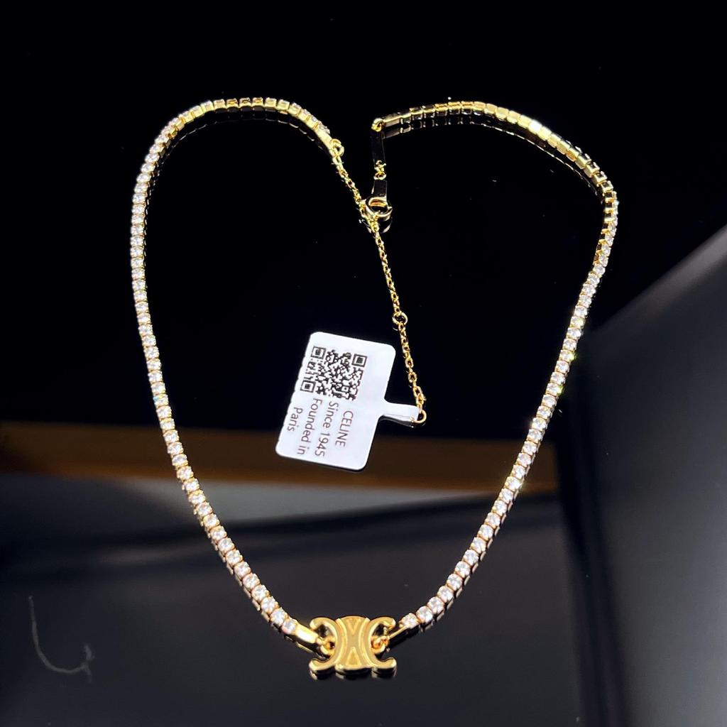 Odpinana kwadratowa płytka naszyjnik z diamentowo-perłowym wisiorkiem Łuk Triumfalny