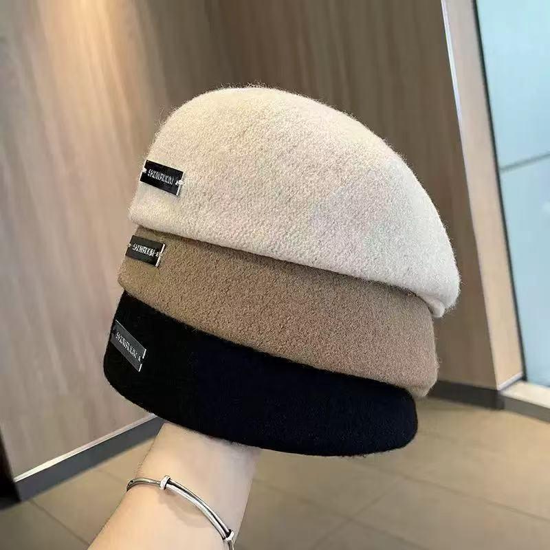 Women's British Style Woolen Newsboy Cap - Versatile Two-Wear Beret for Spring and Autumn, Large Fit, Enhances Small Face Appearance