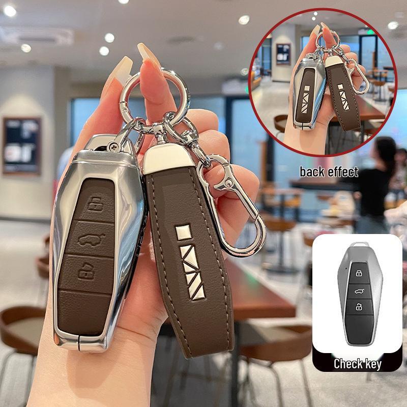 2024 Chery EQ7 Key Cover: Comfort-Fit Metal Leather Case for iCar03