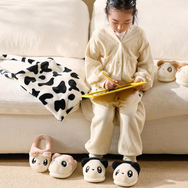 Children's Cotton Slippers Autumn and Winter Girls' Wool Slippers Boys Baby Non-slip Medium and Older Children's Shoes