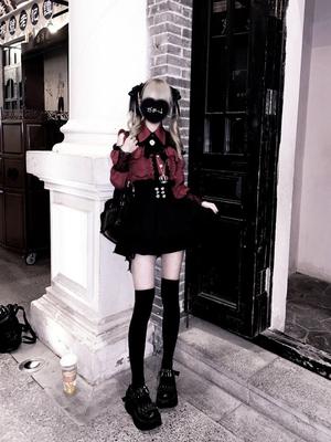 Japanese Lace Edge Design Off-the-shoulder Shirt Girl Sweetheart Encounters Landmine Temperament Suit High-waisted Skirt