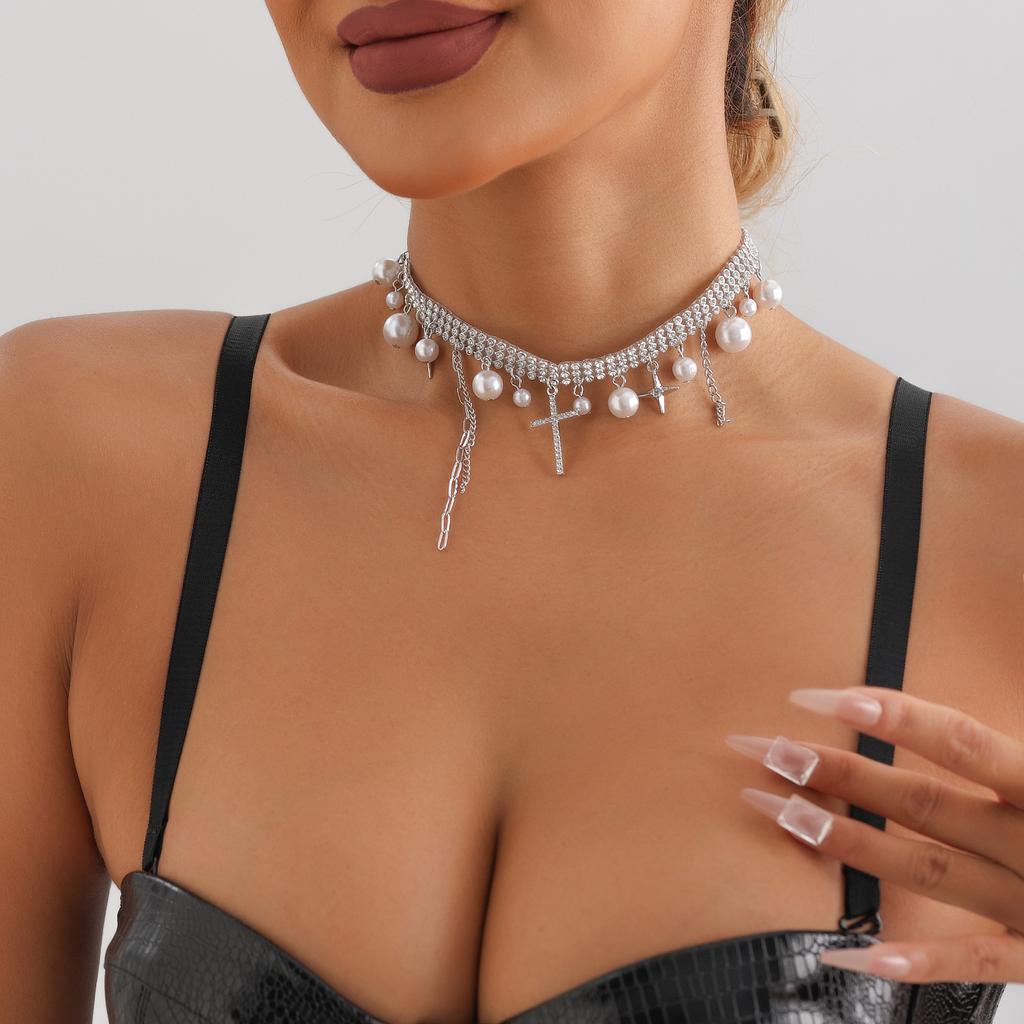 Jewelry Design Light Luxury Full Diamond Collar Tassel Cross Butterfly Love Necklace Clavicle Chain