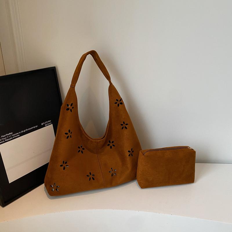 Faux Suede Women's Hollow Flower Shoulder Bags Matte Leather Female Underarm Bag Vintage Large Capacity Female Tote Handbags