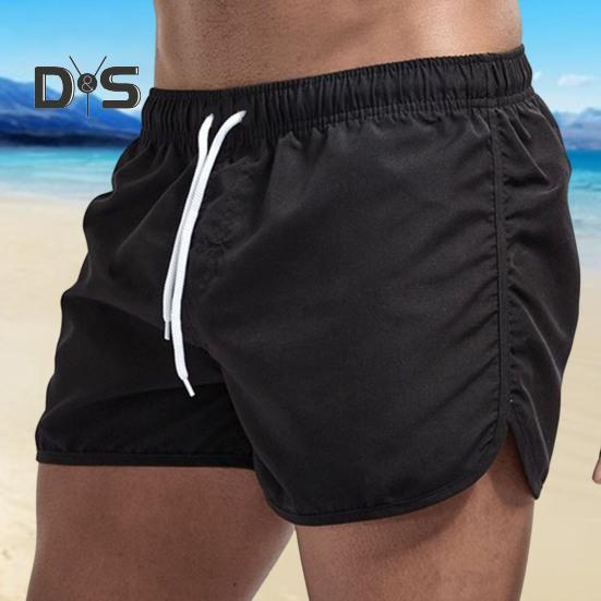 Sommer Low Rise Elastischer Bund Kordelzug Strand Surfen Shorts Atmungsaktive Seite Unregelmäßige Trim Männer Bademode Shorts